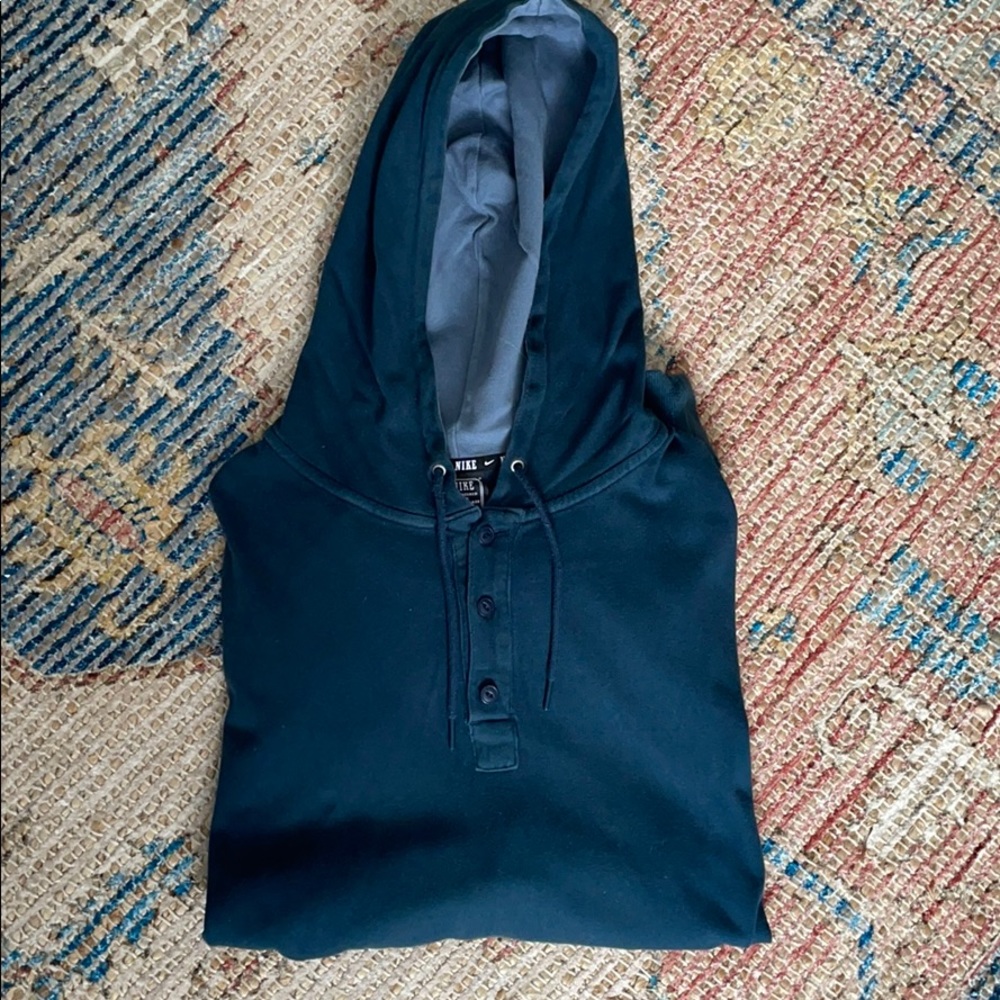 Nike SB | Men’s Hooded Henley Sweatshirt